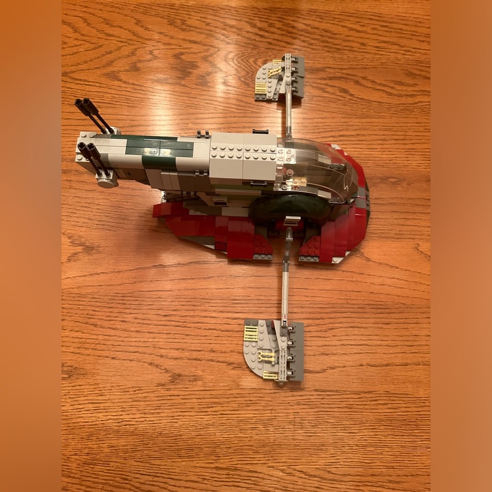Lego - Picture 2 of 6